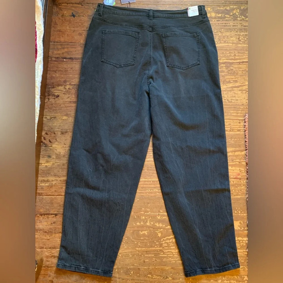 GLORIA Vanderbilt Slimming High Rise Drifter Pleated Mom Jeans Wheaton NEW 16 - Picture 6 of 8